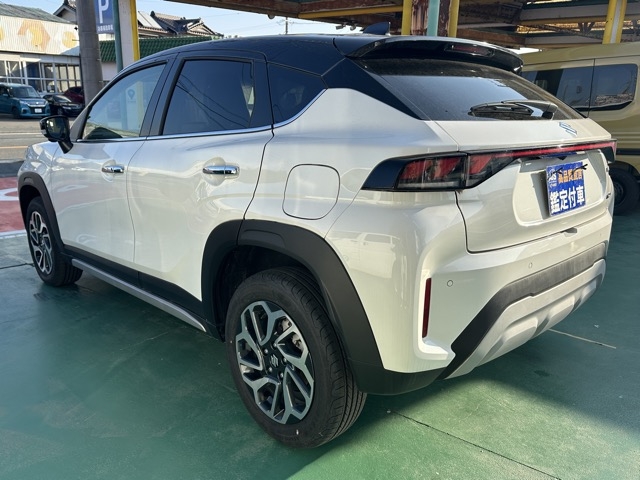 フロンクス(スズキ)登録済未使用車 2