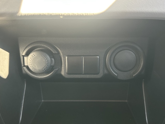 スイフト(スズキ)中古車 19