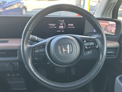 HONDA e(ホンダ)中古車 内外装写真