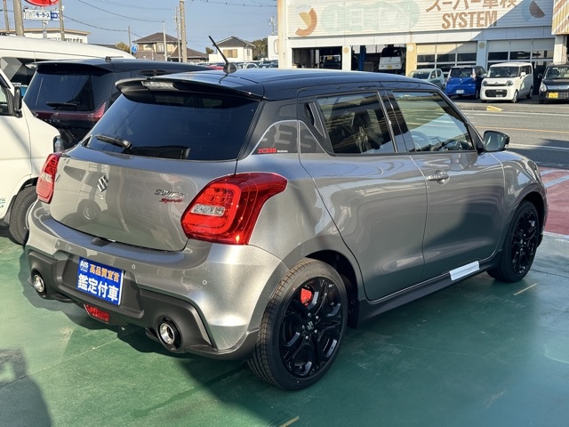 スイフト(スズキ)登録済未使用車 9
