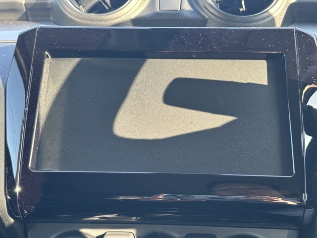 スイフト(スズキ)登録済未使用車 16