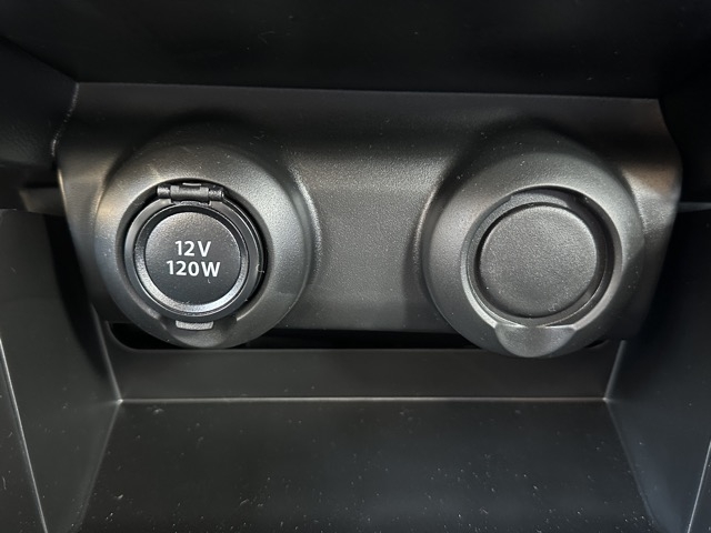 スイフト(スズキ)登録済未使用車 18