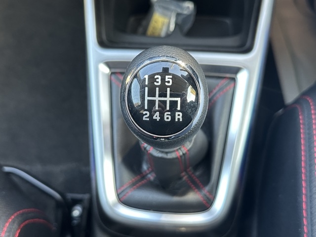 スイフト(スズキ)登録済未使用車 19