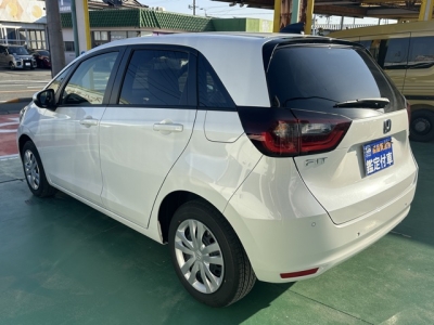 フィット(ホンダ)中古車 後方