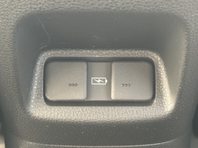 フィット(ホンダ)中古車 内外装写真他