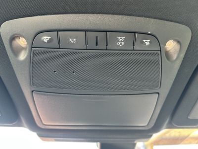 スカイライン(ニッサン)中古車 内外装写真他