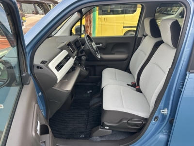 N-WGN(ホンダ)中古車 前席内装