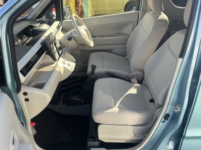 ワゴンR(スズキ)中古車 前席内装