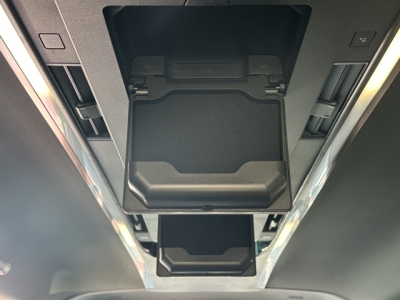 アルファードハイブリッド(トヨタ)中古車 内外装写真他２