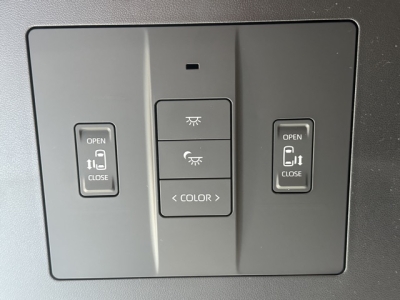 アルファードハイブリッド(トヨタ)中古車 内外装写真他１