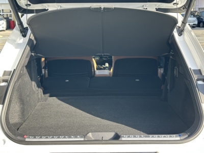 クラウンスポーツ(トヨタ)中古車 内外装写真他２