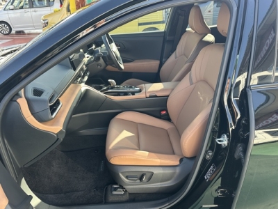 クラウンスポーツ(トヨタ)中古車 前席内装