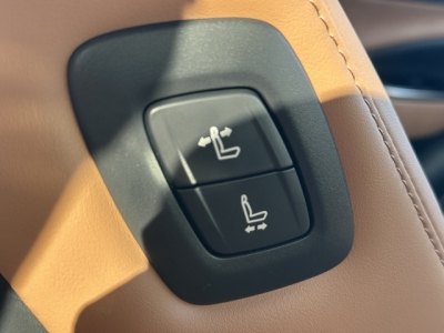 クラウンスポーツ(トヨタ)中古車 内外装写真他