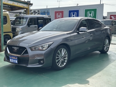 スカイライン(ニッサン)中古車 前方