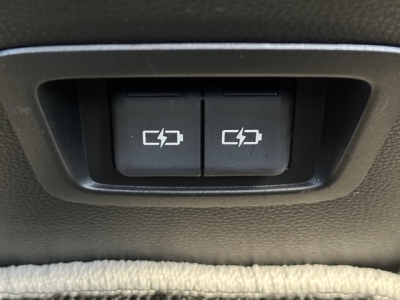 カローラツーリング(トヨタ)中古車 内外装写真他