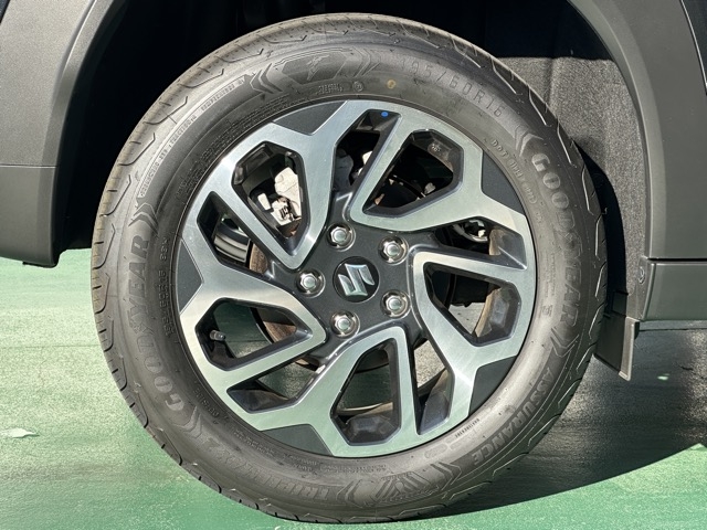 フロンクス(スズキ)登録済未使用車 11