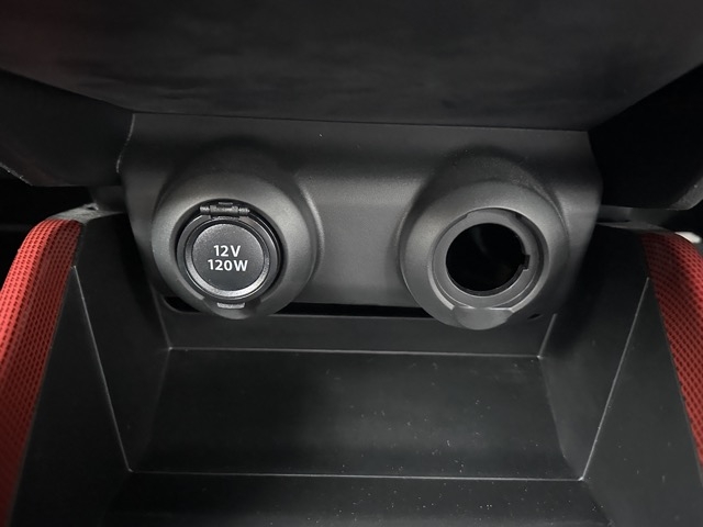 スイフト(スズキ)中古車 20