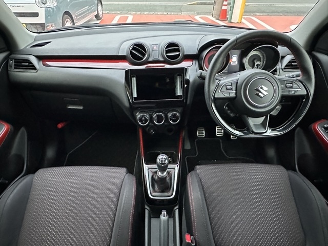 スイフト(スズキ)中古車 4