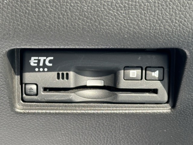 スイフト(スズキ)中古車 16