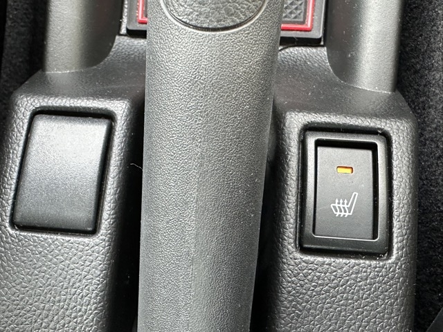 スイフト(スズキ)中古車 26
