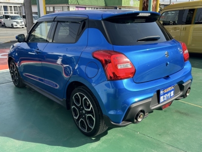 スイフトスポーツ(スズキ)中古車 後方