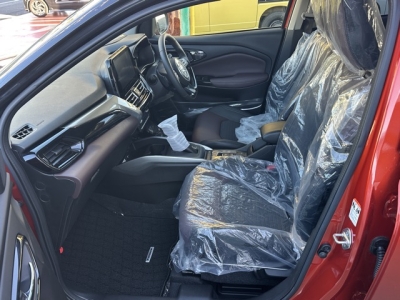 フロンクス(スズキ)登録済未使用車 前席内装