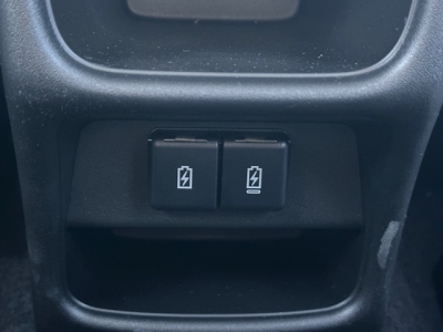 フロンクス(スズキ)登録済未使用車 内外装写真他