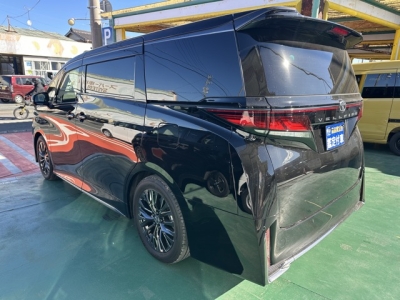 ヴェルファイアハイブリッド(トヨタ)中古車 後方