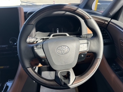 ヴェルファイアハイブリッド(トヨタ)中古車 内外装写真他