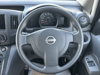 NV200バネットバン(ニッサン)登録済未使用車 内外装写真