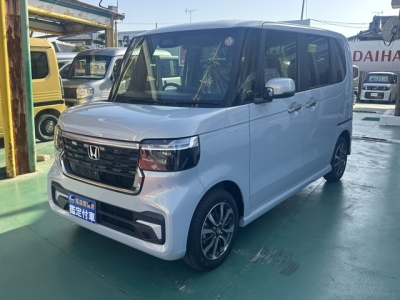 新型N-BOX(ホンダ)届出済未使用車 前方