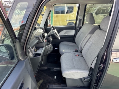 タント(ダイハツ)中古車 前席内装