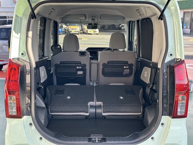 タント(ダイハツ)中古車 12