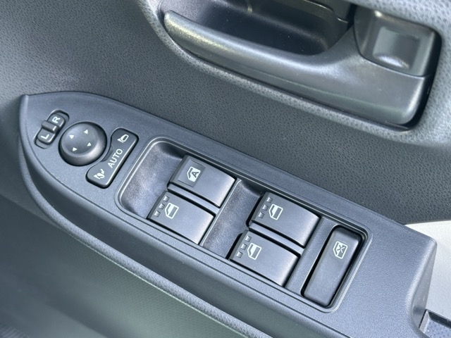 タント(ダイハツ)中古車 15