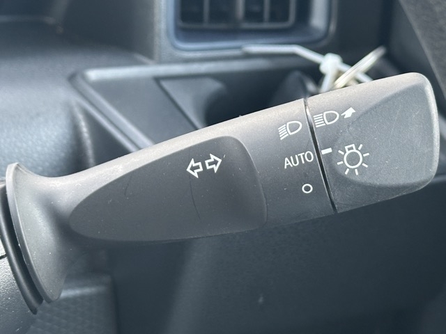 タント(ダイハツ)中古車 18