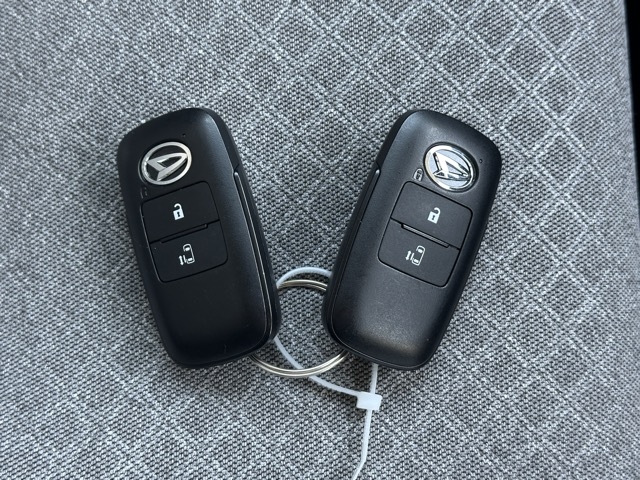 タント(ダイハツ)中古車 25