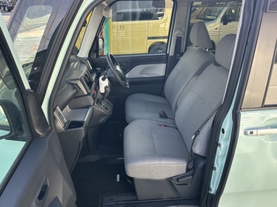 タント(ダイハツ)中古車 前席内装