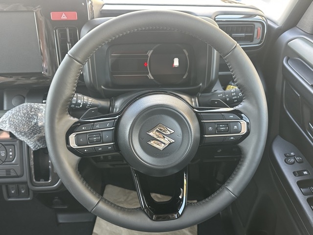 スペーシア(スズキ)届出済未使用車 6