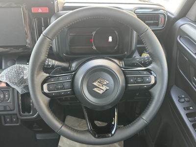 スペーシアギア(スズキ)届出済未使用車 内外装写真