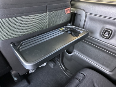 スペーシアギア(スズキ)届出済未使用車 内外装写真他１