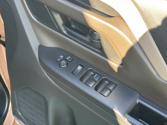 スペーシア(スズキ)届出済未使用車 11