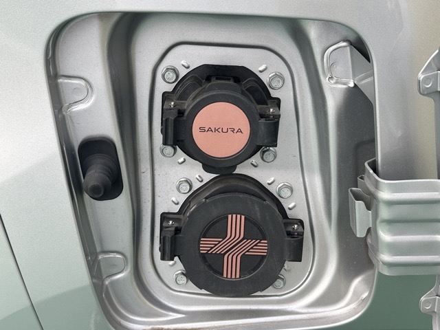 サクラ(ニッサン)中古車 10