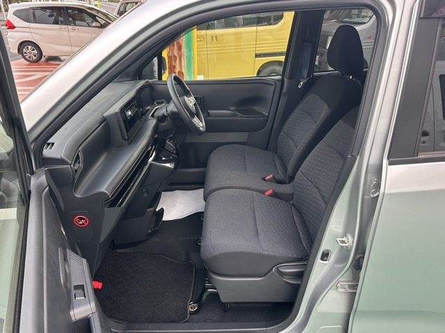 サクラ(ニッサン)中古車 3