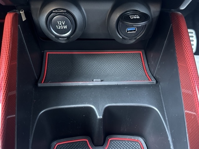 スイフト(スズキ)中古車 17