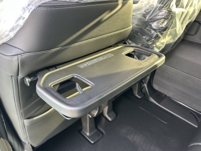 新型N-BOX(ホンダ)届出済未使用車 内外装写真他１