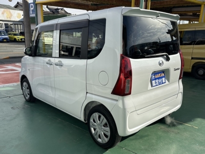 タント(ダイハツ)届出済未使用車 後方