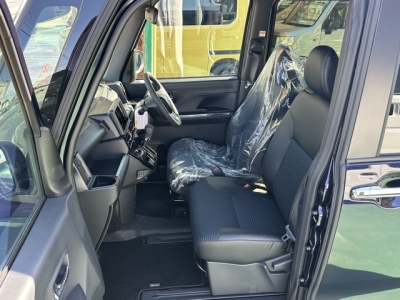 タントカスタム(ダイハツ)中古車 前席内装