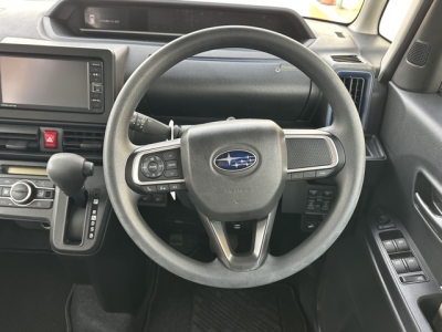 シフォン(スバル)中古車 内外装写真他