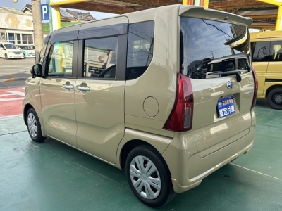 シフォン(スバル)中古車 後方