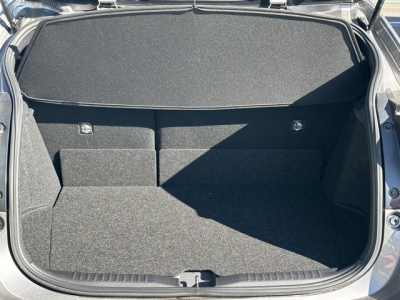 GRヤリス(トヨタ)中古車 内外装写真他